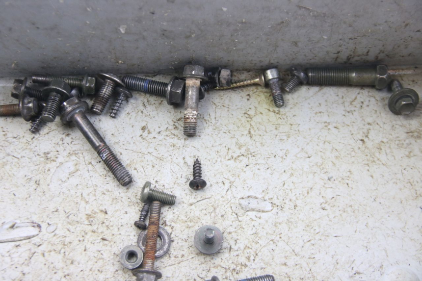 photo de SCHRAUBEN MBK BOOSTER NEXT GENERATION 50 (2004 - 2007) - Alternative Perspektive