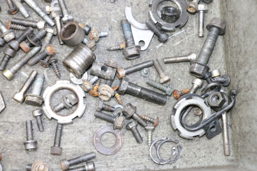 photo de SCHRAUBENBEUTEL MBK BOOSTER SPIRIT NAKED 50 (2004 - 2017) - Technische Nahaufnahme