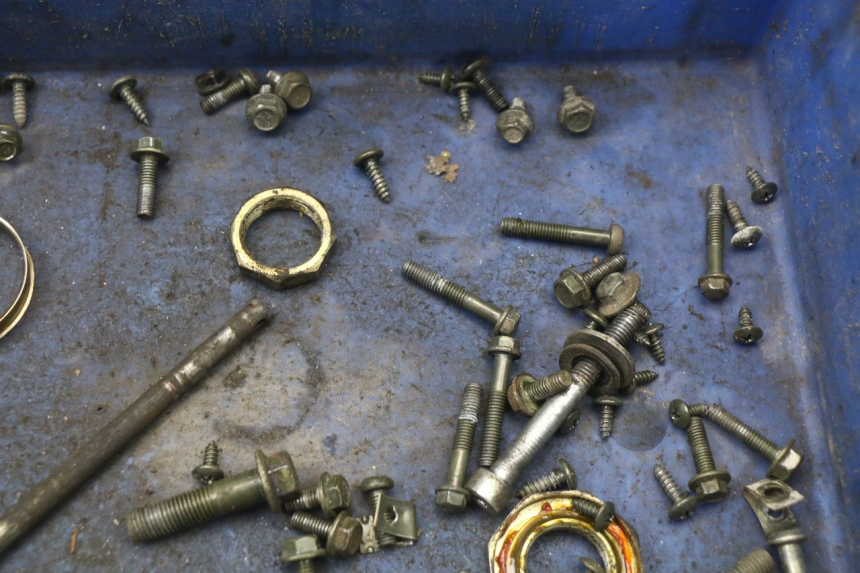 photo de SCHRAUBENBEUTEL TNT MOTOR BOSTON 4T 50 (2018 - 2025) - Zoom auf Gebrauchszustand