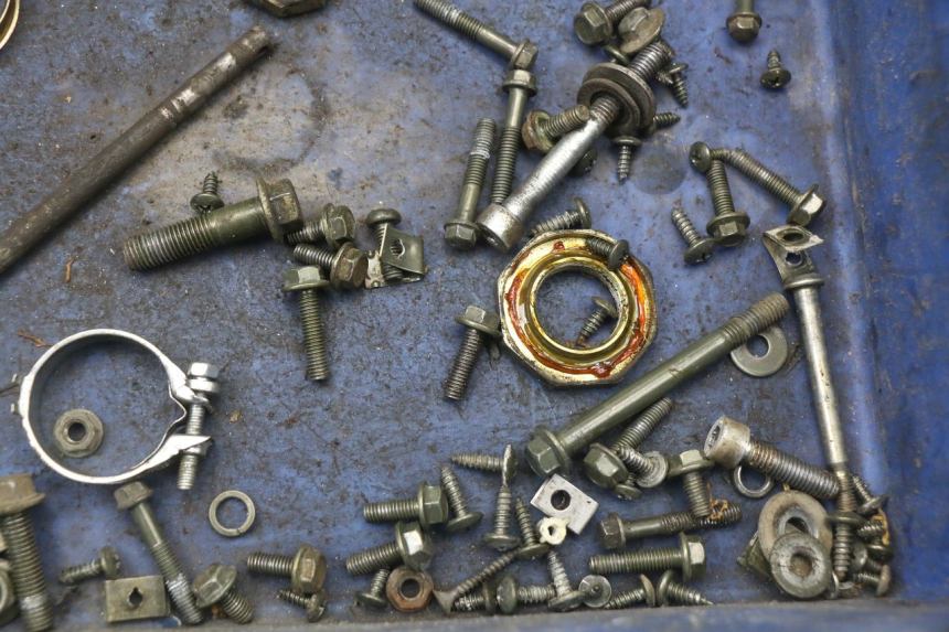 photo de SCHRAUBENBEUTEL TNT MOTOR BOSTON 4T 50 (2018 - 2025) - Alternative Perspektive