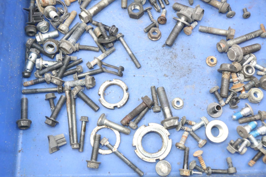 photo de SCHRAUBENBEUTEL SUZUKI BURGMAN 125 (2007 - 2014) - Zoom auf Gebrauchszustand