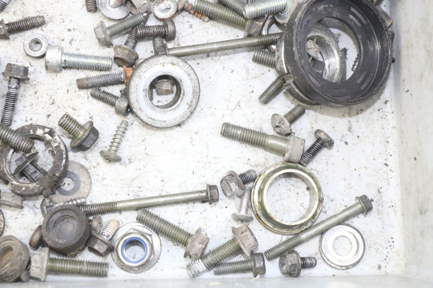 photo de SCHRAUBENBEUTEL SUZUKI BURGMAN 125 (2007 - 2014) - Zoom auf Gebrauchszustand