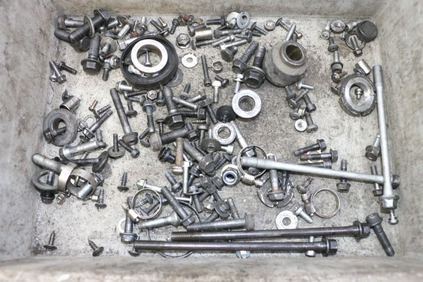 photo de SCHRAUBENBEUTEL SUZUKI BURGMAN 125 (2007 - 2014) - Hauptansicht