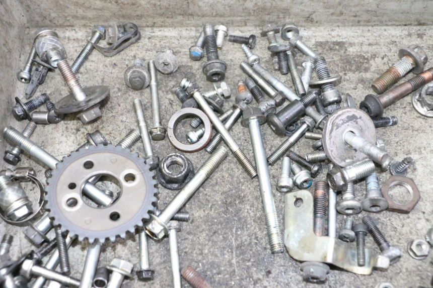 photo de SCHRAUBENBEUTEL SUZUKI BURGMAN 125 (2007 - 2014) - Detailansicht des Bauteils