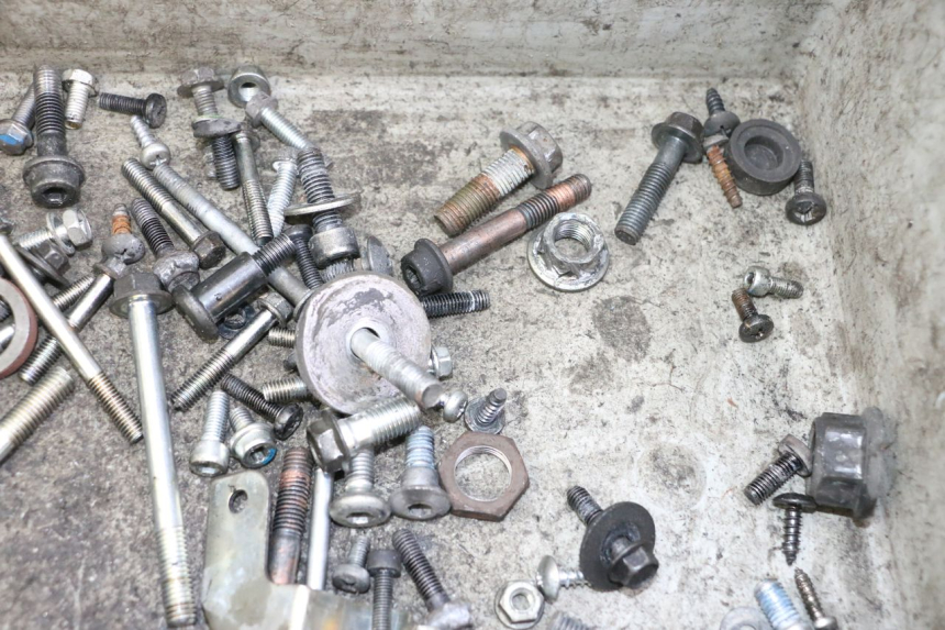 photo de SCHRAUBENBEUTEL SUZUKI BURGMAN 125 (2007 - 2014) - Technische Nahaufnahme