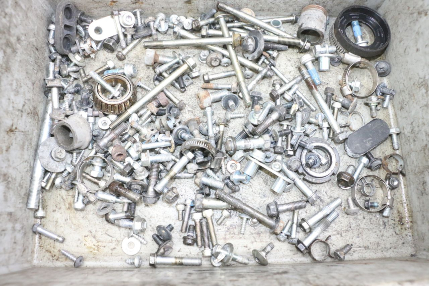 photo de SCHRAUBEN SUZUKI BURGMAN 650 (2013 - 2020) - Hauptansicht