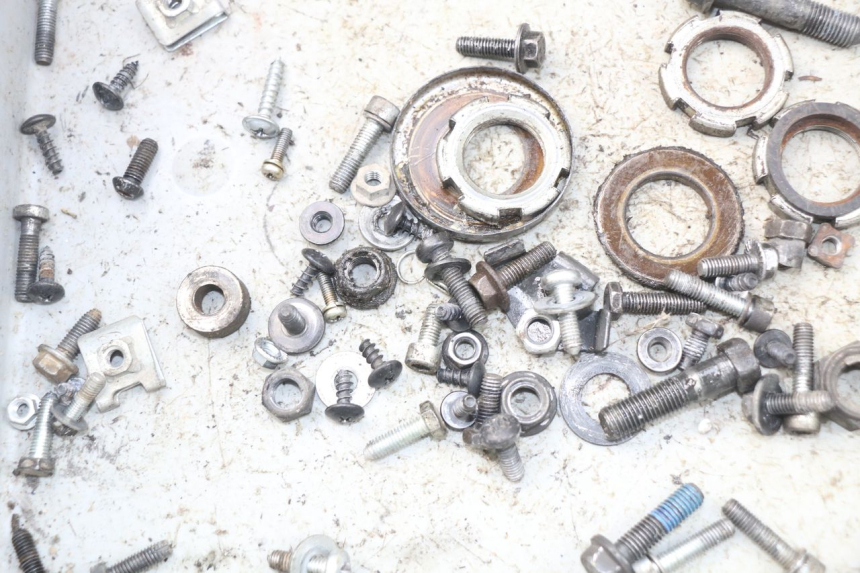 photo de SCHRAUBENBEUTEL YAMAHA BW'S 50 (2004 - 2017) - Alternative Perspektive