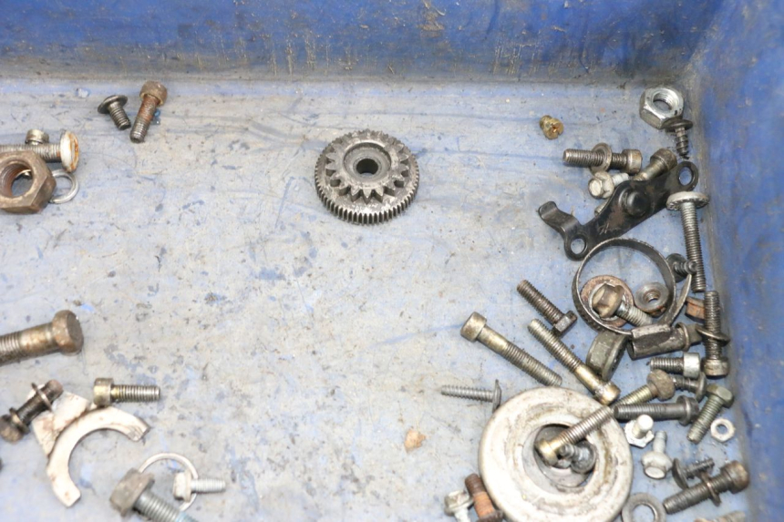 photo de SCHRAUBENBEUTEL YAMAHA BW'S 50 (2004 - 2017) - Zoom auf Gebrauchszustand