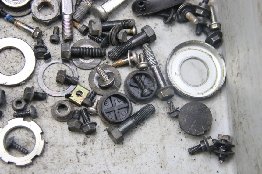 photo de SCHRAUBENBEUTEL YAMAHA BW'S BWS 125 (2010 - 2013) - Alternative Perspektive