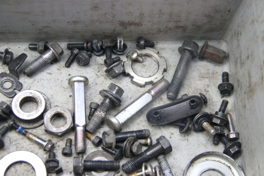 photo de SCHRAUBENBEUTEL YAMAHA BW'S BWS 125 (2010 - 2013) - Technische Nahaufnahme