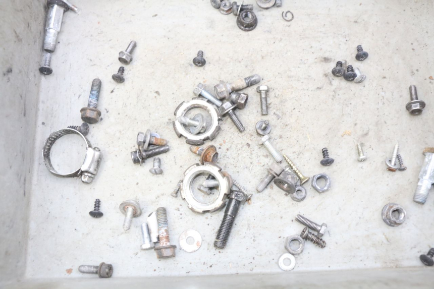 photo de SCHRAUBENBEUTEL YAMAHA BW'S NAKED 50 (2008 - 2019) - Zoom auf Gebrauchszustand