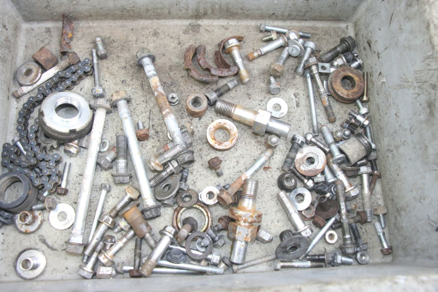 photo de SCHRAUBENBEUTEL HONDA CA REBEL 125 (1995 - 2001) - Detailansicht des Bauteils