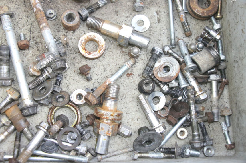 photo de SCHRAUBENBEUTEL HONDA CA REBEL 125 (1995 - 2001) - Zoom auf Gebrauchszustand