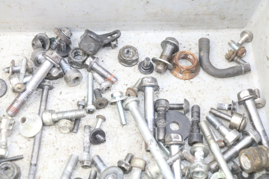 photo de SCHRAUBENBEUTEL HONDA CB R 1000 (2018 - 2023) - Alternative Perspektive