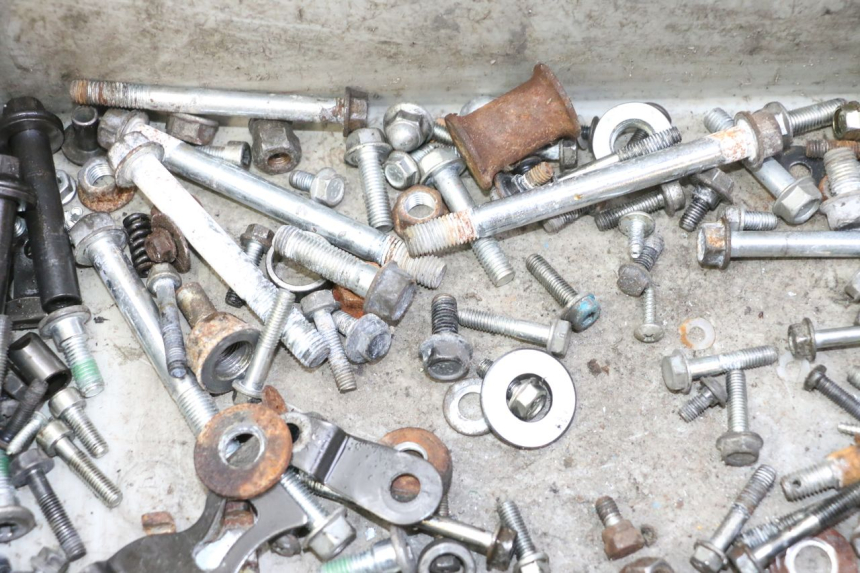 photo de SCHRAUBEN HONDA CBF 125 (2009 - 2015) - Detailansicht des Bauteils