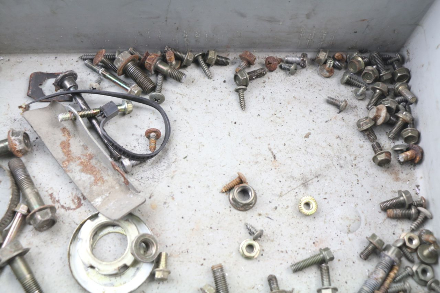 photo de SCHRAUBEN REVATTO CITYONE 125 (2006 - 2007) - Detailansicht des Bauteils