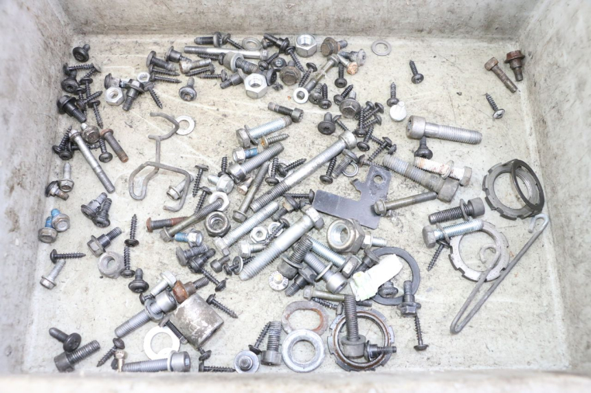 photo de SCHRAUBENBEUTEL PEUGEOT CITYSTAR 50 (2013 - 2017) - Hauptansicht