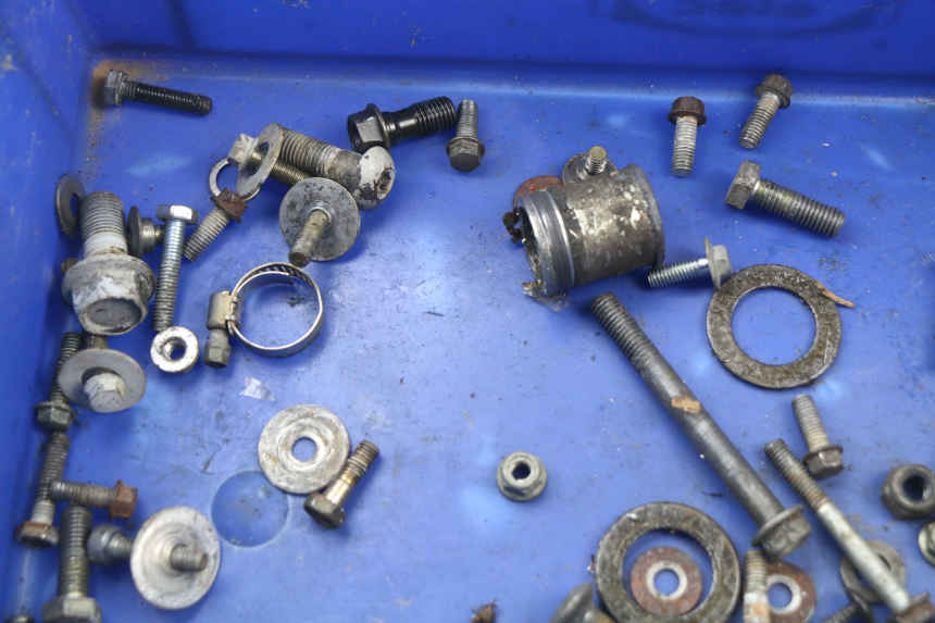 photo de SCHRAUBEN HONDA CR 125 (2000 - 2001) - Detailansicht des Bauteils