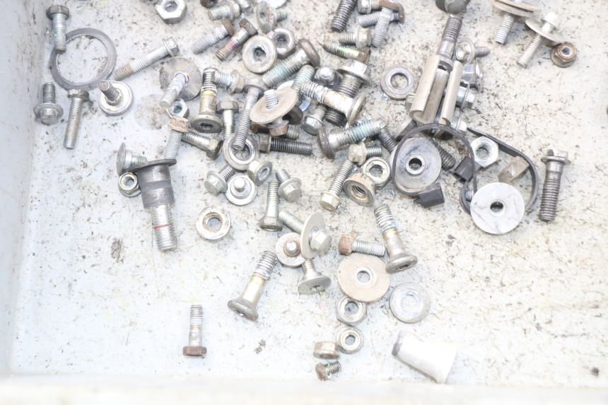 photo de SCHRAUBENBEUTEL HONDA CRF CR-F 450 (2005 - 2008) - Zoom auf Gebrauchszustand