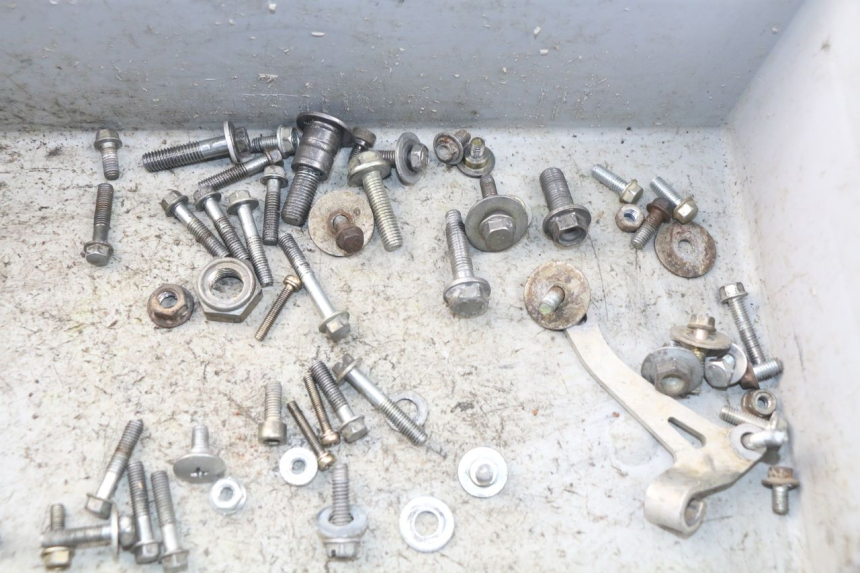 photo de SCHRAUBENBEUTEL HONDA CRF CR-F 450 (2005 - 2008) - Zoom auf Gebrauchszustand