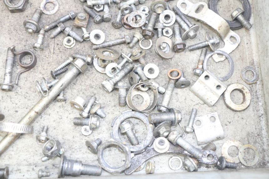 photo de SCHRAUBENBEUTEL HONDA CRF CR-F 450 (2009 - 2012) - Zoom auf Gebrauchszustand