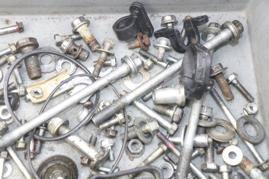 photo de SCHRAUBENBEUTEL HONDA CRF 250 (2016 - 2017) - Technische Nahaufnahme