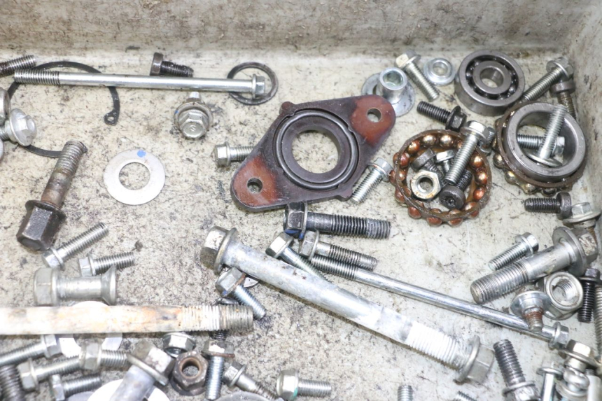 photo de SCHRAUBEN HONDA CRF-F CRF F 110 (2019 - 2022) - Technische Nahaufnahme