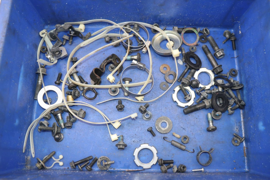 photo de SCHRAUBENBEUTEL YAMAHA CYGNUS X INJECTION 125 (2007 - 2013) - Hauptansicht
