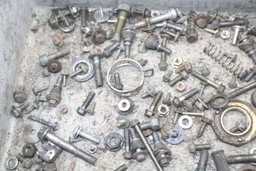 photo de SCHRAUBENBEUTEL KYMCO DINK 4T 50 (2007 - 2018) - Detailansicht des Bauteils