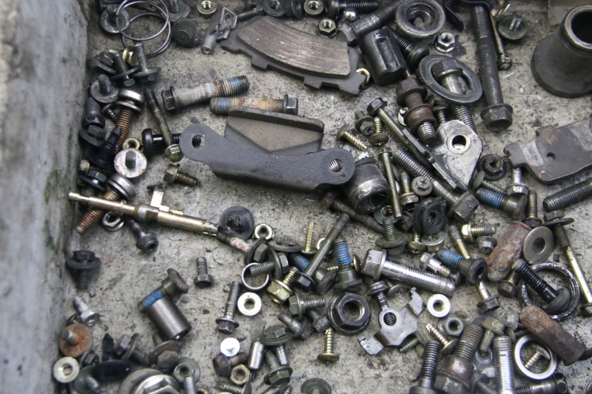 photo de SCHRAUBENBEUTEL KYMCO DINK STREET 125 (2009 - 2014) - Zoom auf Gebrauchszustand