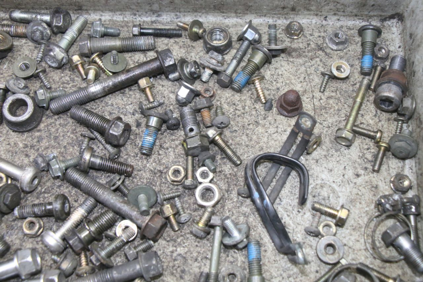 photo de SCHRAUBENBEUTEL KYMCO DINK STREET 125 (2009 - 2014) - Zoom auf Gebrauchszustand