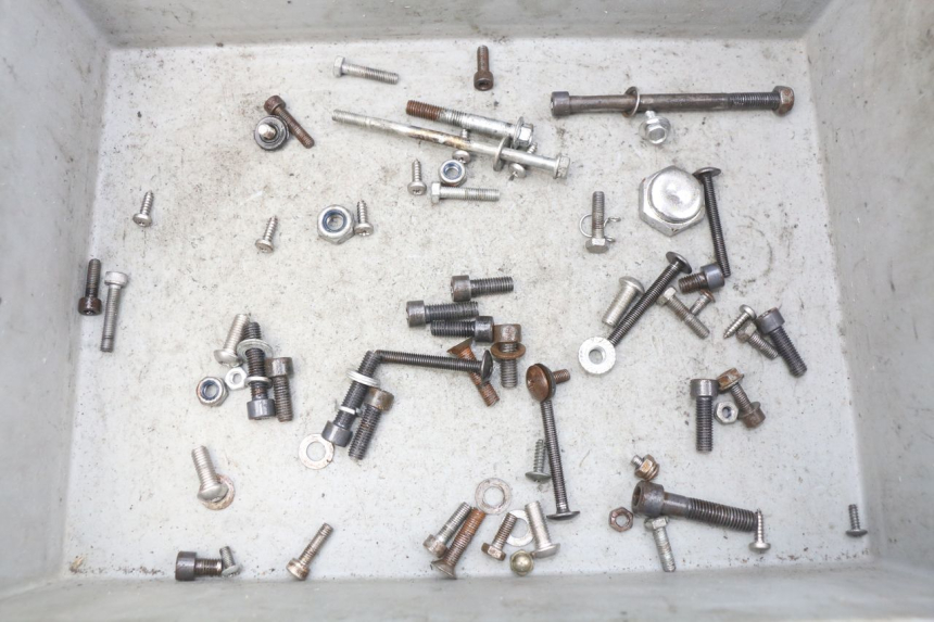 photo de SCHRAUBEN LONCIN DIRT BIKE 125 - Hauptansicht