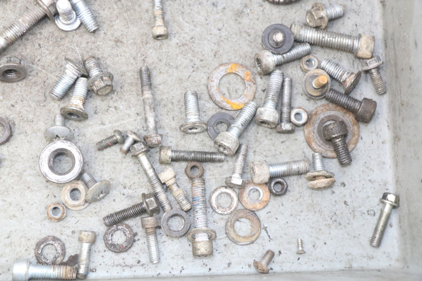 photo de SCHRAUBENBEUTEL CCR DIRT BIKE 125 - Zoom auf Gebrauchszustand