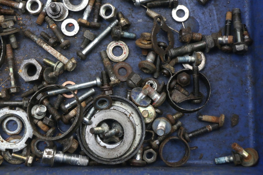 photo de SCHRAUBEN YAMAHA DTLC 125 (1982 - 1987) - Technische Nahaufnahme