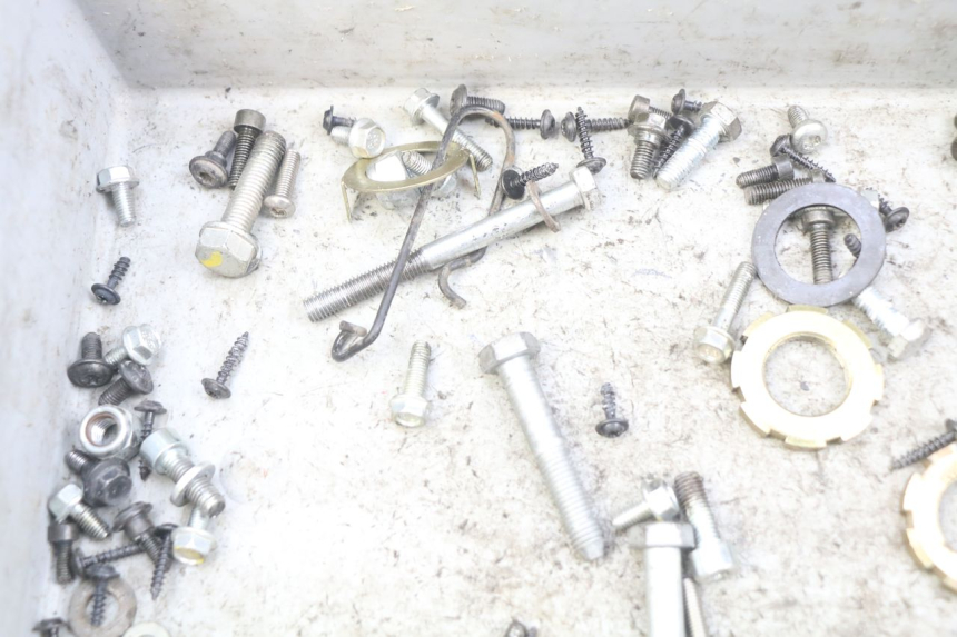 photo de SCHRAUBENBEUTEL PEUGEOT E-VIVACITY 1 (2012 - 2018) - Alternative Perspektive