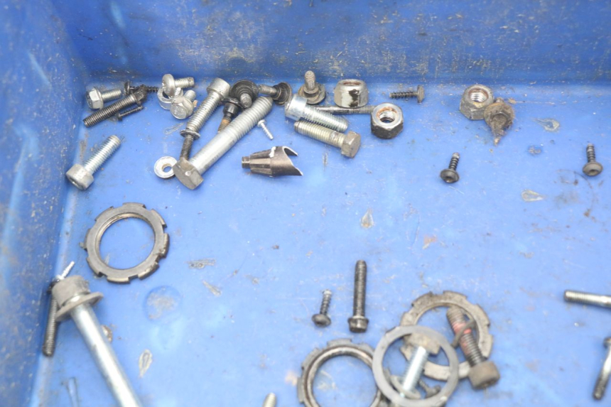 photo de SCHRAUBENBEUTEL PEUGEOT ELYSTAR 50 (2002 - 2014) - Zoom auf Gebrauchszustand