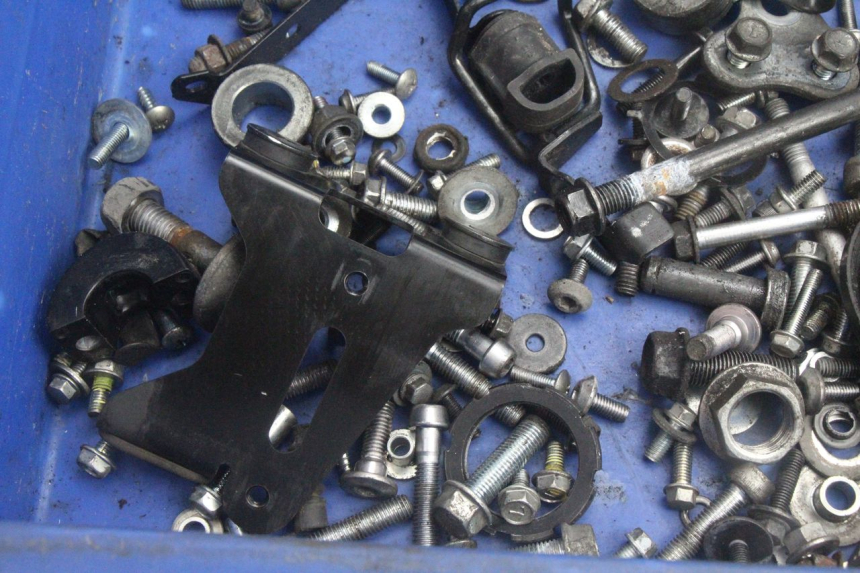 photo de SCHRAUBENBEUTEL SCHRAUBEN KAWASAKI ER-6 ER6 F ABS 650 (2012 - 2016) - Alternative Perspektive