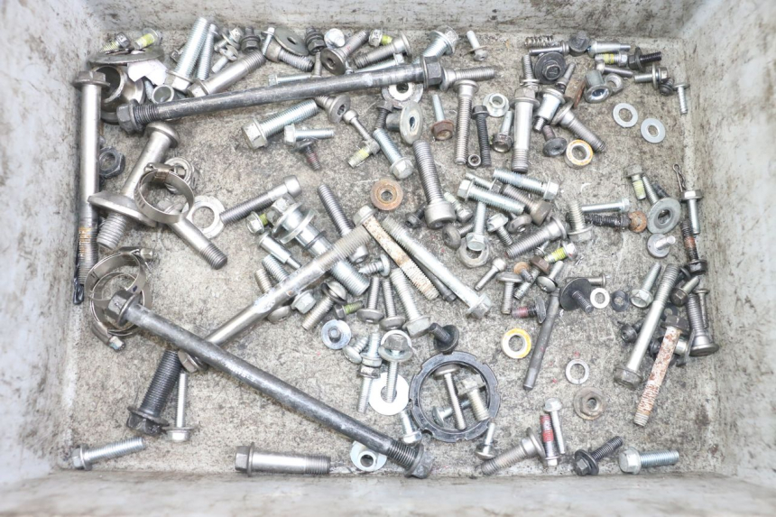 photo de SCHRAUBEN KAWASAKI ER-6 ER6 N 650 (2012 - 2016) - Hauptansicht