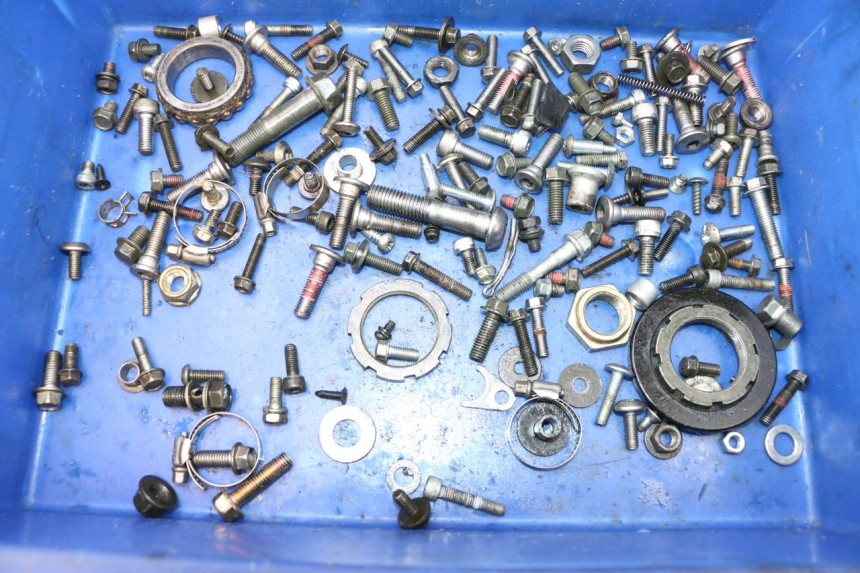 photo de SCHRAUBEN KAWASAKI ER-6 ER6 N 650 (2005 - 2009) - Hauptansicht