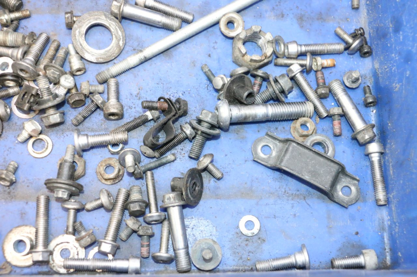 photo de SCHRAUBEN KAWASAKI ER-6 ER6 N 650 (2005 - 2009) - Alternative Perspektive