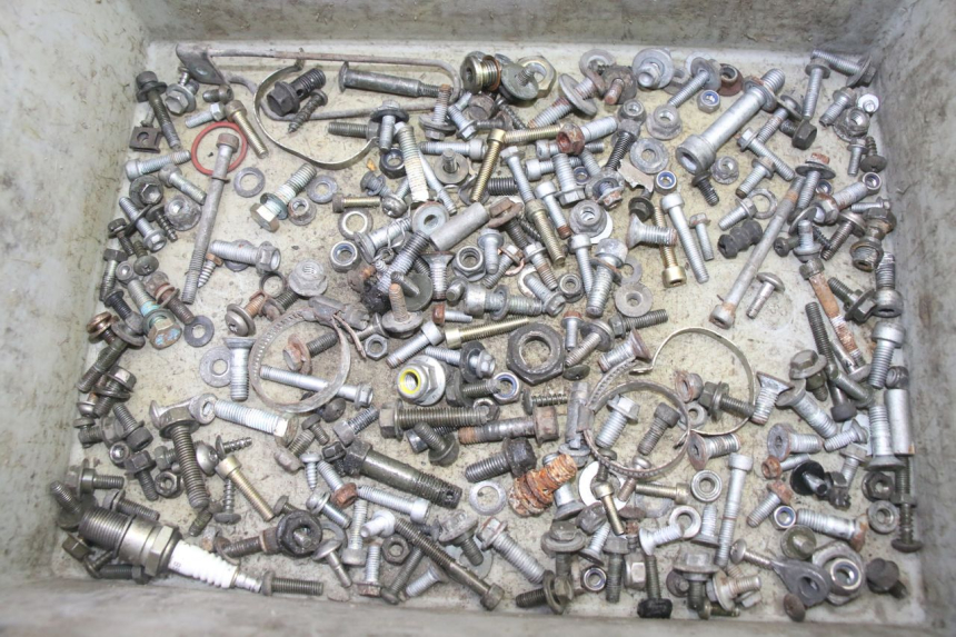 photo de SCHRAUBENSET APRILIA ETX 125 (1998 - 2002) - Hauptansicht