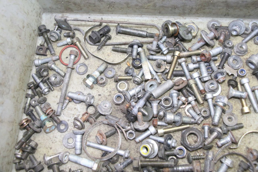 photo de SCHRAUBENSET APRILIA ETX 125 (1998 - 2002) - Detailansicht des Bauteils