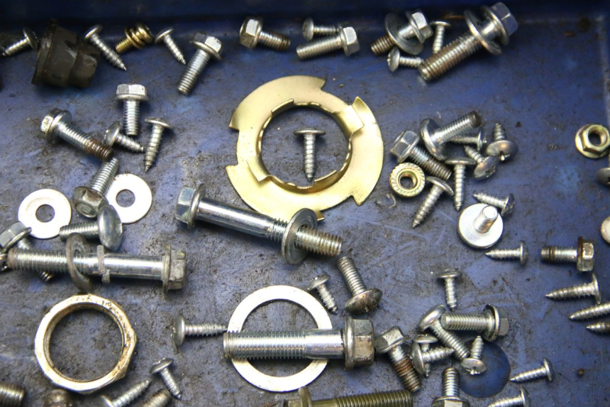 photo de SCHRAUBENBEUTEL JM MOTORS EVOLIS 4T 50 (2018 - 2022) - Alternative Perspektive