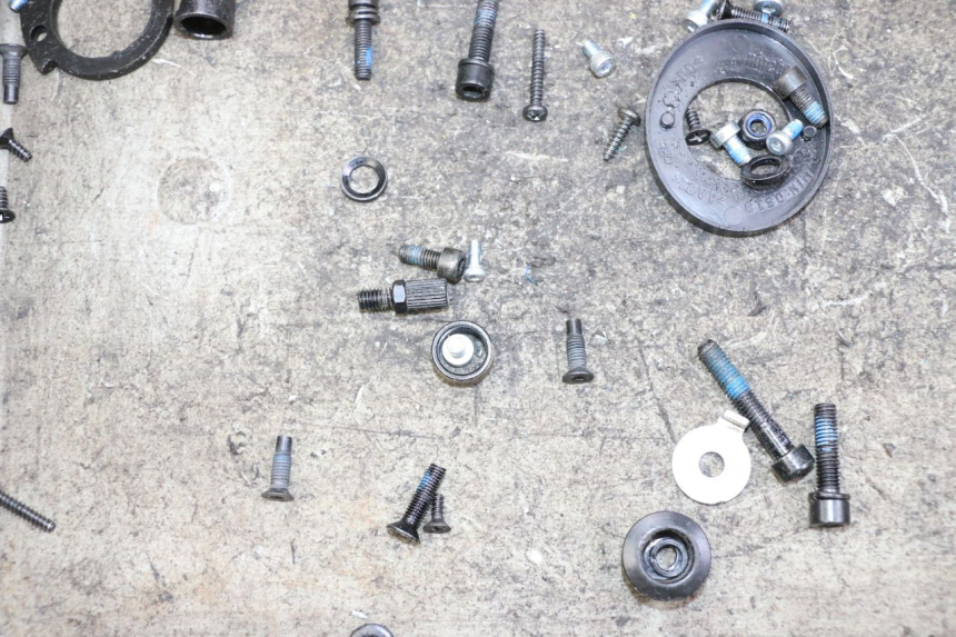 photo de SCHRAUBENSET TASCHE SEGWAY NINEBOT F40E 1 - Zoom auf Gebrauchszustand