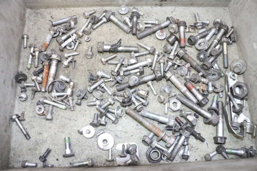 photo de SCHRAUBENBEUTEL HONDA FES S-WING SWING ABS 125 (2007 - 2015) - Hauptansicht