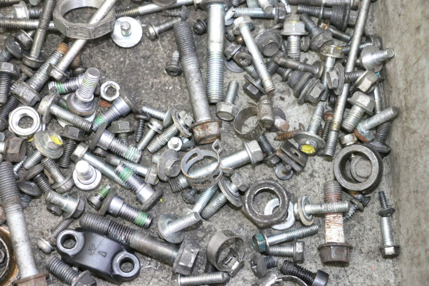 photo de SCHRAUBENBEUTEL HONDA FES S-WING SWING ABS 125 (2007 - 2015) - Alternative Perspektive