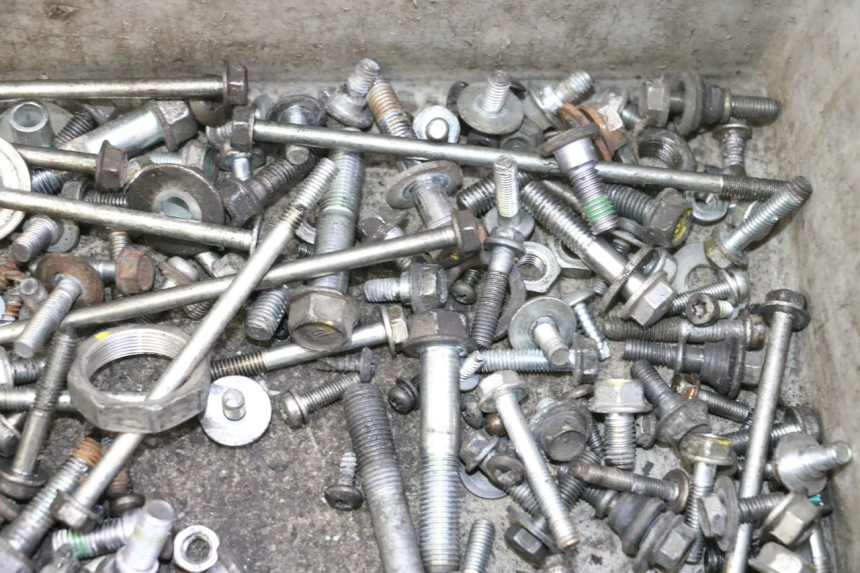 photo de SCHRAUBENBEUTEL HONDA FES S-WING SWING ABS 125 (2007 - 2015) - Technische Nahaufnahme