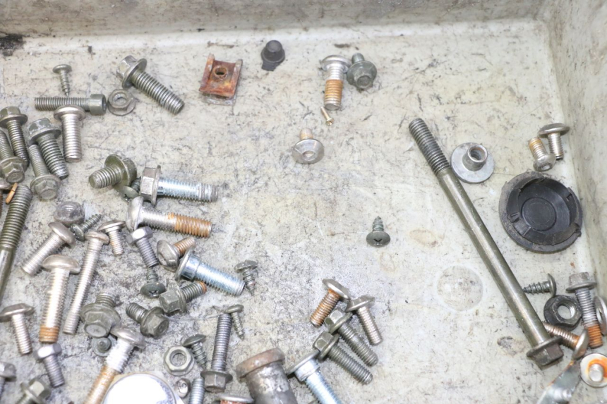 photo de SCHRAUBEN STAHO FH 50 (2018 - 2019) - Detailansicht des Bauteils