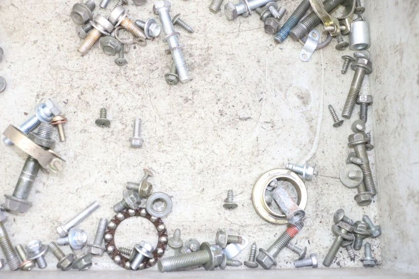 photo de SCHRAUBEN SYM FIDDLE 3 III 50 (2014 - 2020) - Zoom auf Gebrauchszustand