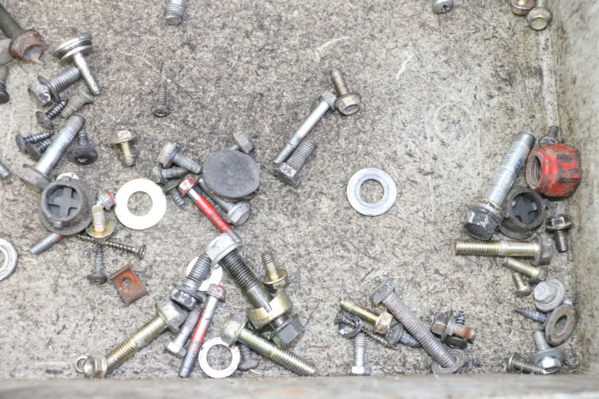 photo de SCHRAUBEN SYM FIDDLE 125 (2008 - 2010) - Zoom auf Gebrauchszustand